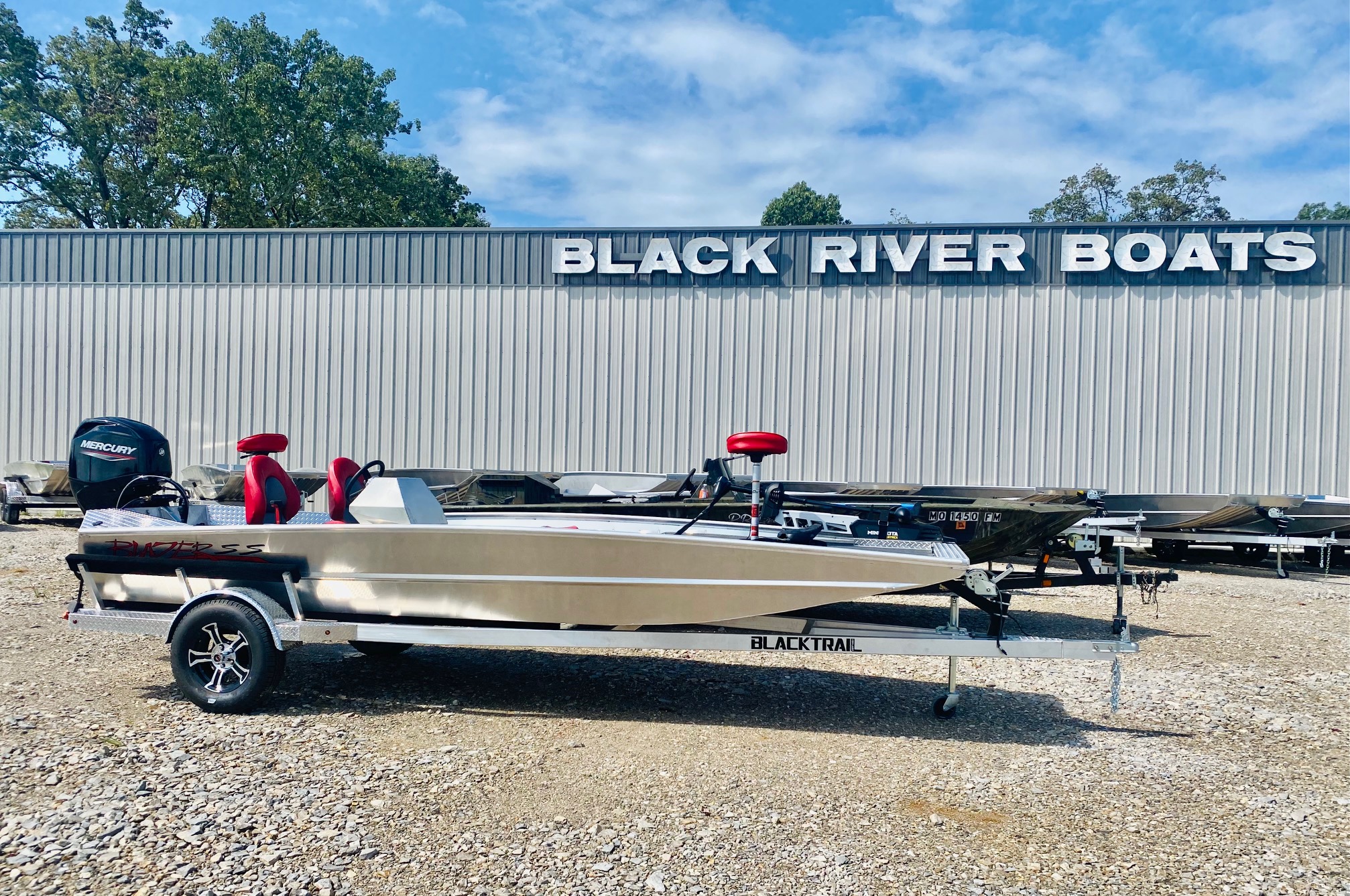 https://www.blackriverboats.com/images/promo/2/IMG_4948.jpg